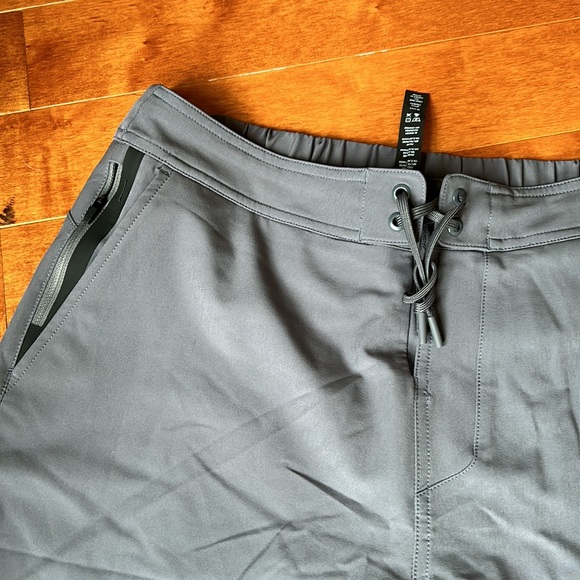 NWOT Ten Thousand Iron Gate Foundation Short (Liner) 7" Size S, Medium & Large - Picture 6 of 6